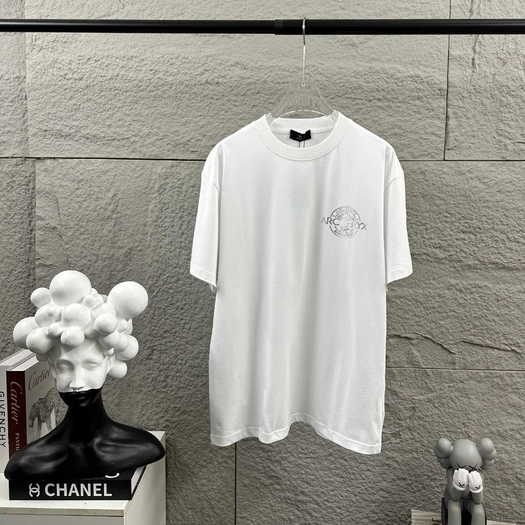 ARC'TERYX* * 2026 New Arrival Classic Silver T Same Style ：Black White Size： S （90-130 ） M （120-150 ） L （140-165 ） XL （160-180 ） XXL （180 ）